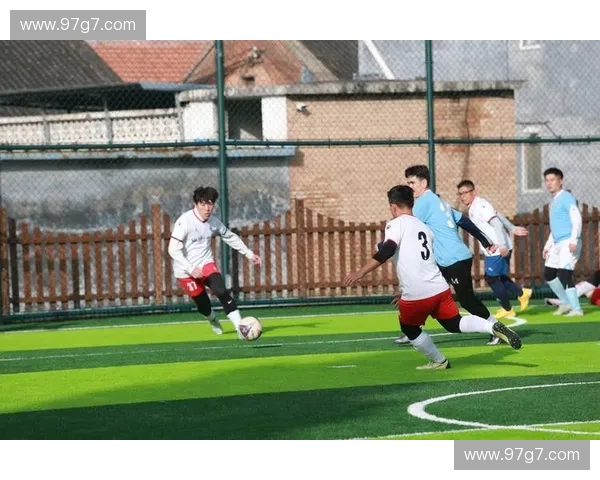 五人制足球精彩对决瞬间集锦 绝妙配合与精彩进球尽在其中